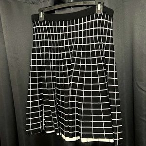 Grace Elements, size L, reversible a-line sweater skirt